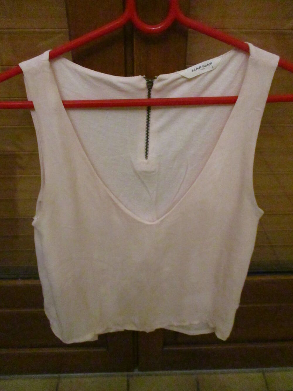 un lot de 2 articles haut : un blanc et un rose Vêtements