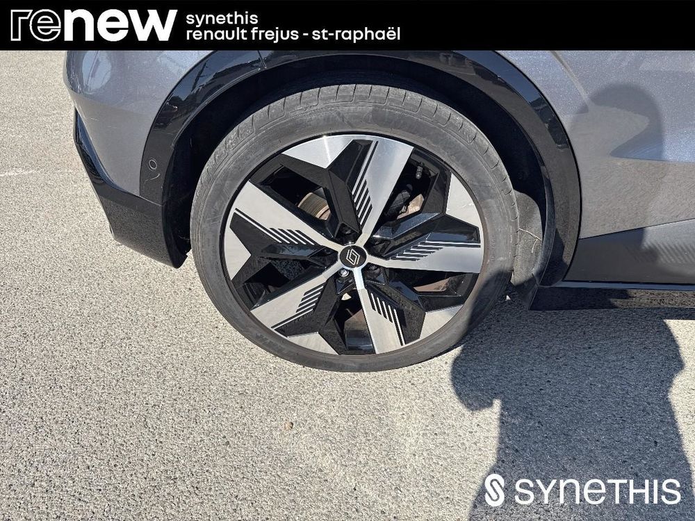 M&eacute;gane Megane E-Tech EV60 220 ch super charge Techno 2023 occasion 83600 Fr&eacute;jus