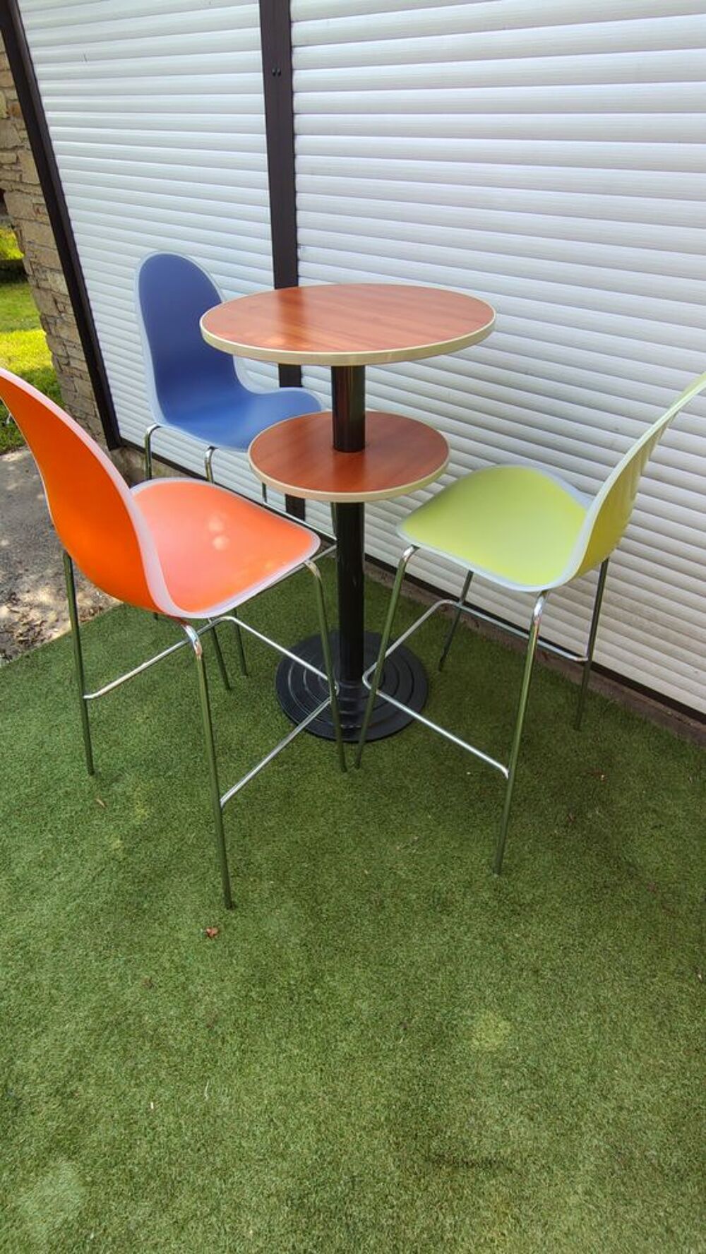 Table et chaises hautes mange debout Meubles