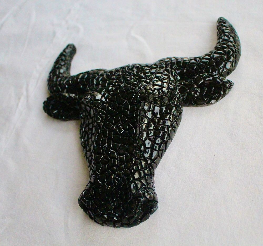 " T&Ecirc;TE DE TORO " Décoration