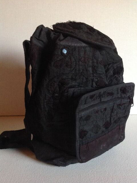 SAC � DOS INDIEN BROD� NOIR INCRUST� DE MIROIRS 15 Tr�gunc (29)