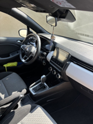 Clio V Clio E-Tech 140 - 21 Limited 2021 occasion 30300 Jonqui&egrave;res-Saint-Vincent