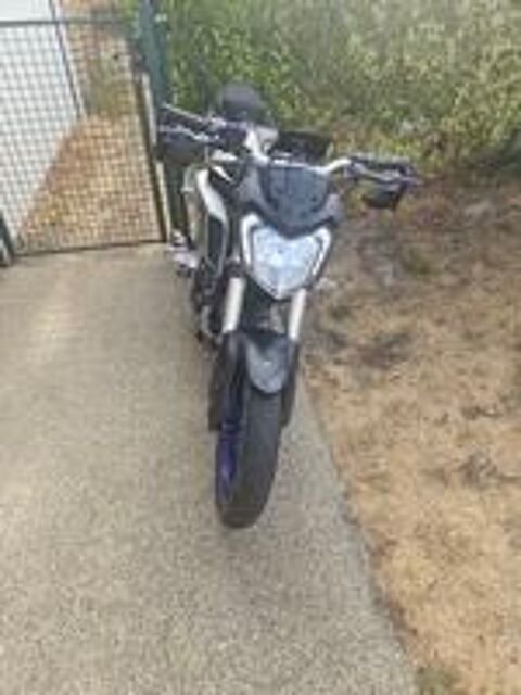 YAMAHA 2016 occasion 44210 Pornic