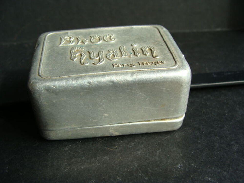Boite ancienne Bloc Hyalin 