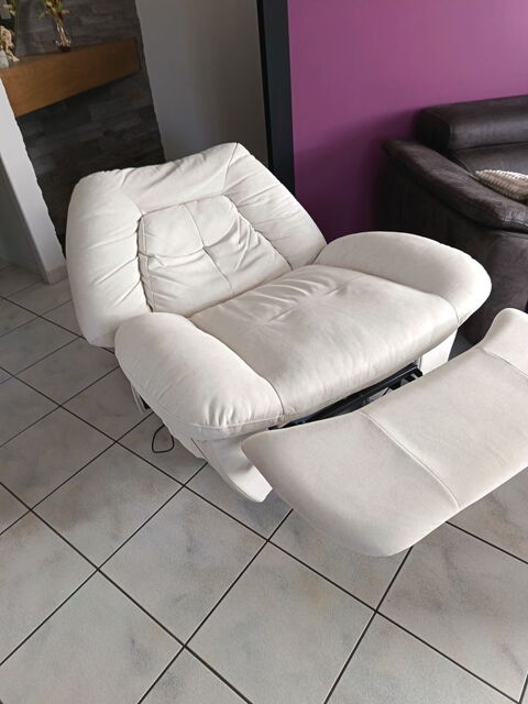 Fauteuil �lectrique 150 Saint-Andr�-de-la-Marche (49)