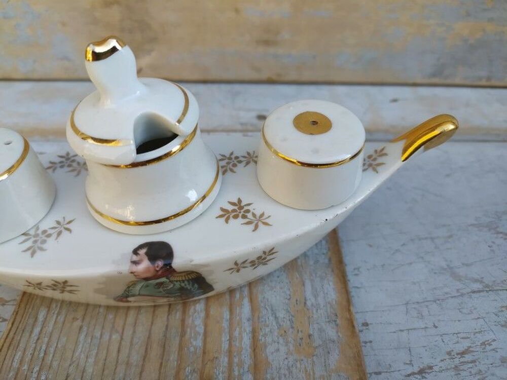 Service &agrave; Condiments Porcelaine Napol&eacute;on 1er Ajaccio Corse Décoration