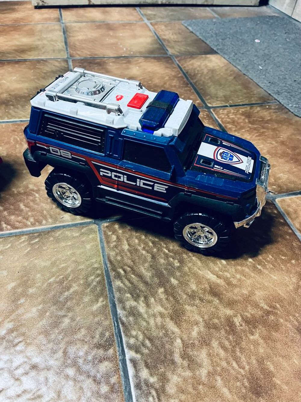 Voiture de Police Jeux / jouets