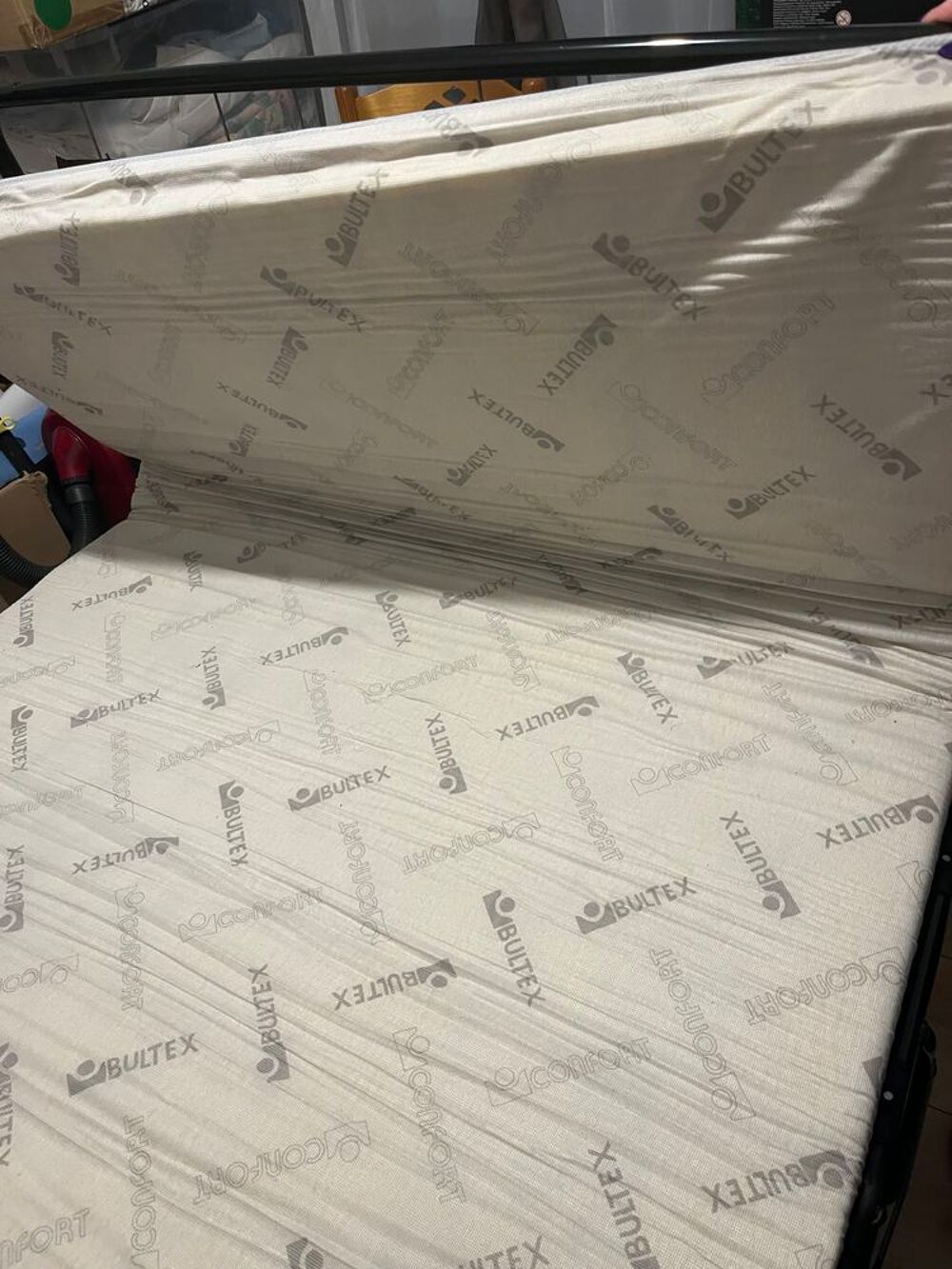 Canap&eacute; lit 2 places Meubles