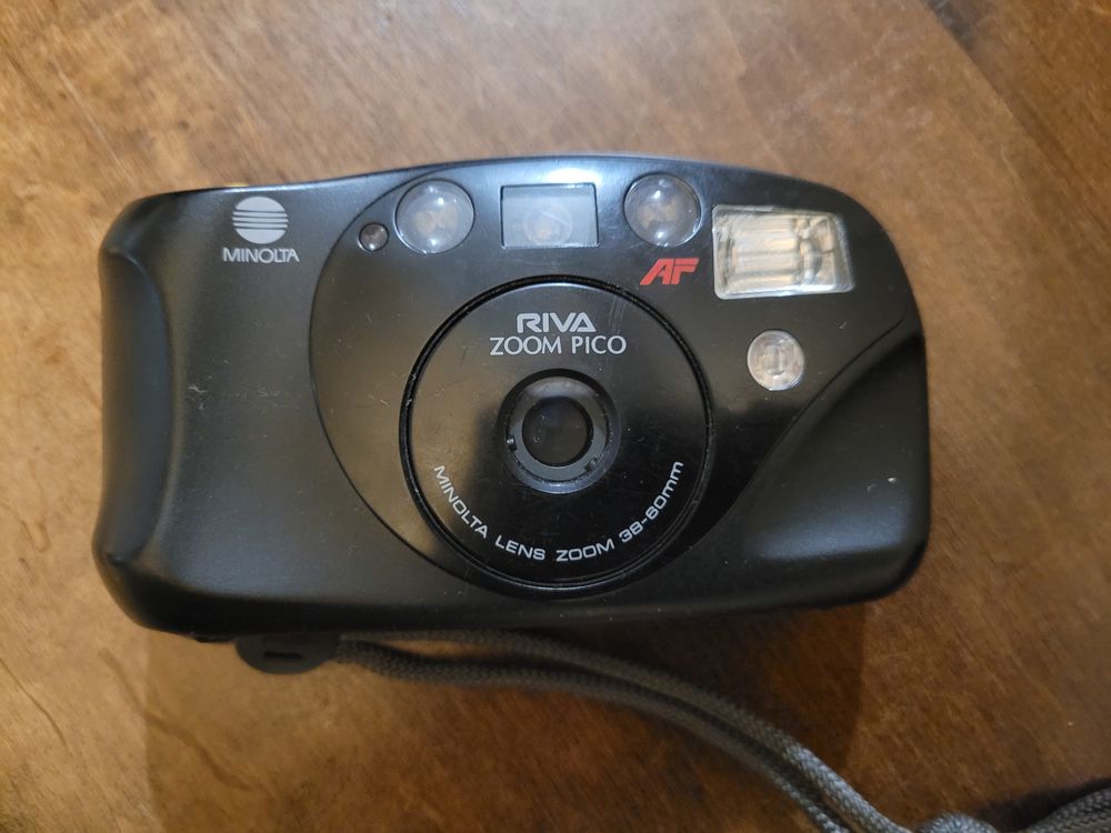 Appareil photo Minolta Riva Zoom Pico Photos/Video/TV