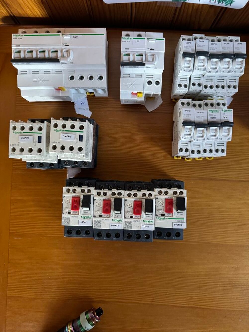 Disjoncteur Schneider Bricolage