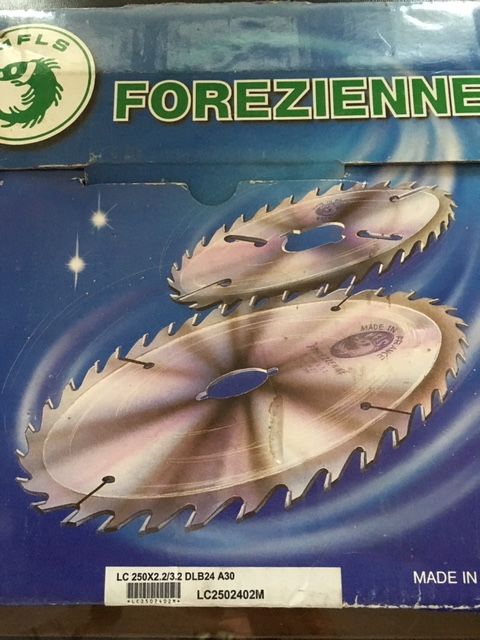 LAME DE SCIE PRO FOREZIENNE TRES BON ETAT 5 Grenoble (38)