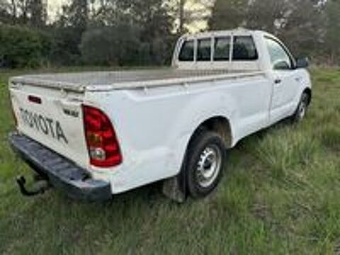 Hilux 2 Roues Motrices Pick-up 2.5L D4D 2WD King cab 120ch 2008 occasion 83830 Bargemon