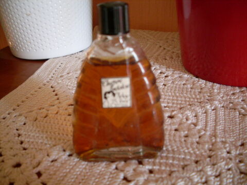 PETIT FLACON DE PARFUM 12 Le Relecq-Kerhuon (29)