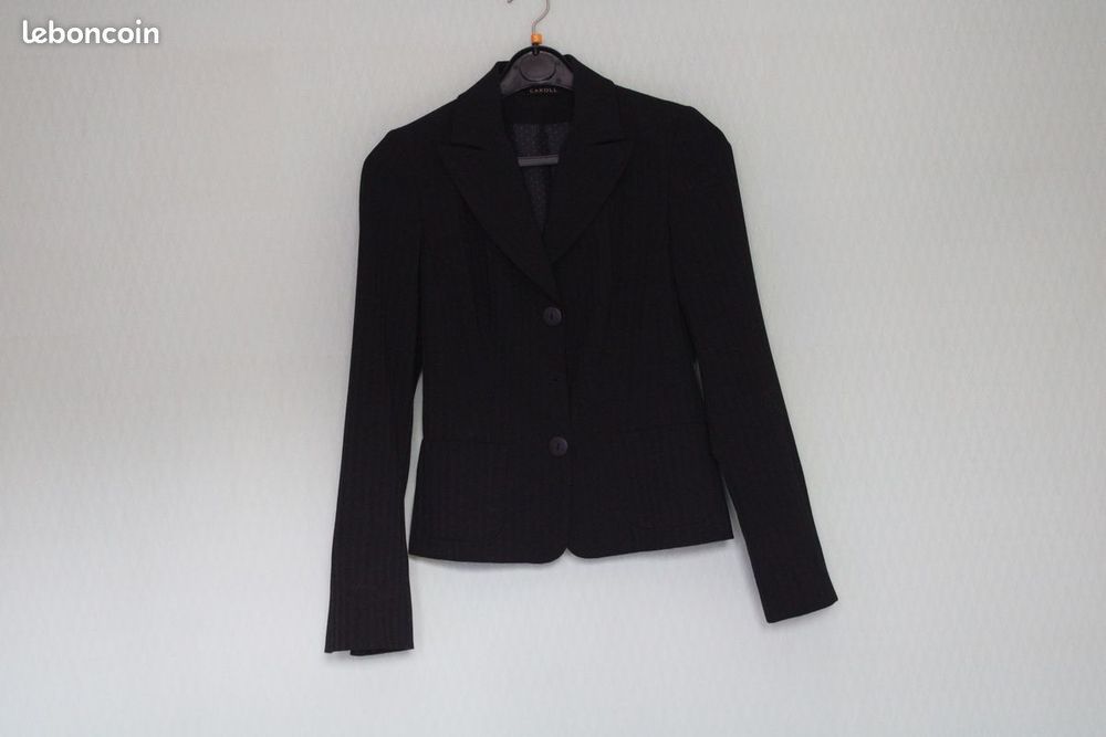 v&ecirc;tements femme, don gratuit Vêtements
