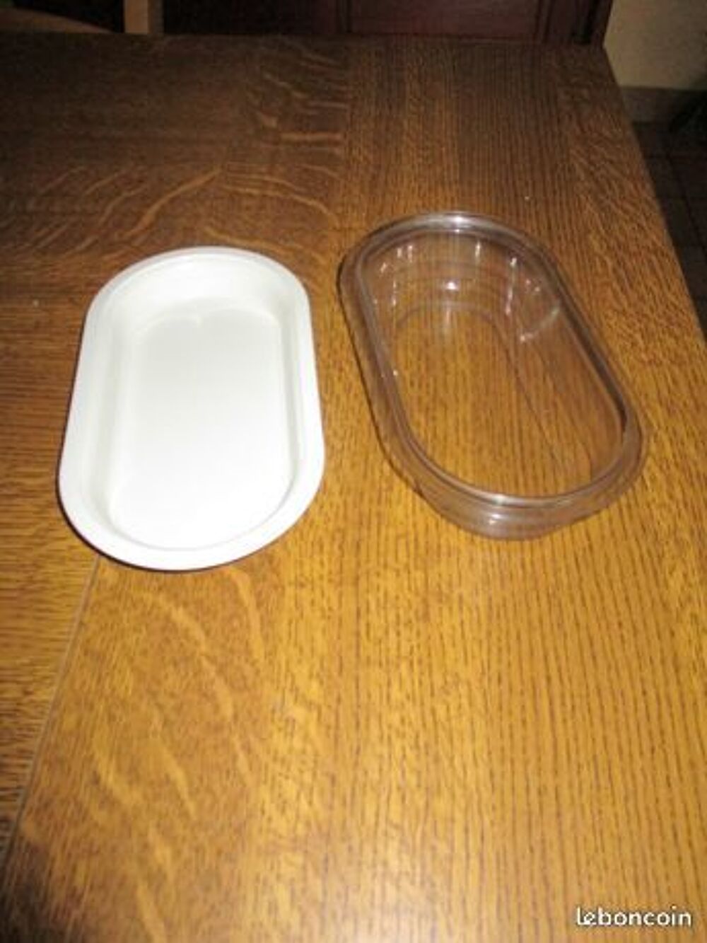 Tupperware conservation saucisson ou tout autre Décoration