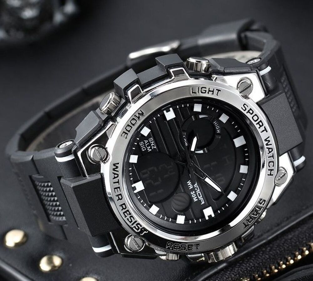 Tr&egrave;s Belle Montre Neuve Bijoux et montres