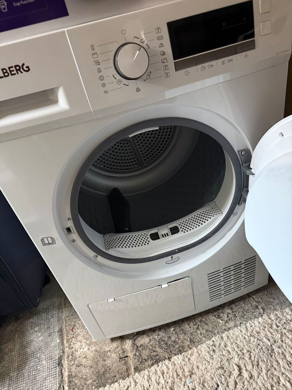 machine &agrave; laver et s&egrave;che linge Electroménager