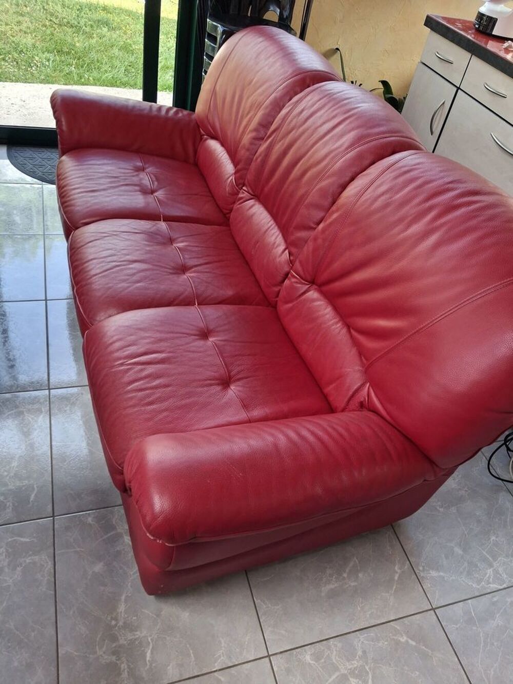 Canap&eacute; cuir rouge Meubles