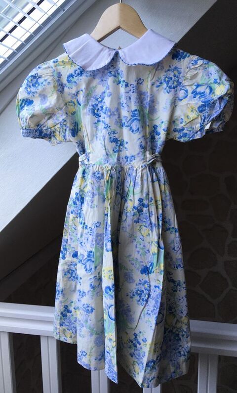 Robe  Jodhpur  fleurie taille 8 ans 5 Sacy-sur-Marne (77)