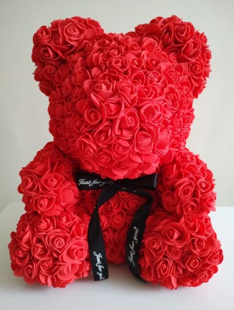 Ours dcoratif en roses ternelles rouges 5 Villejuif (94)