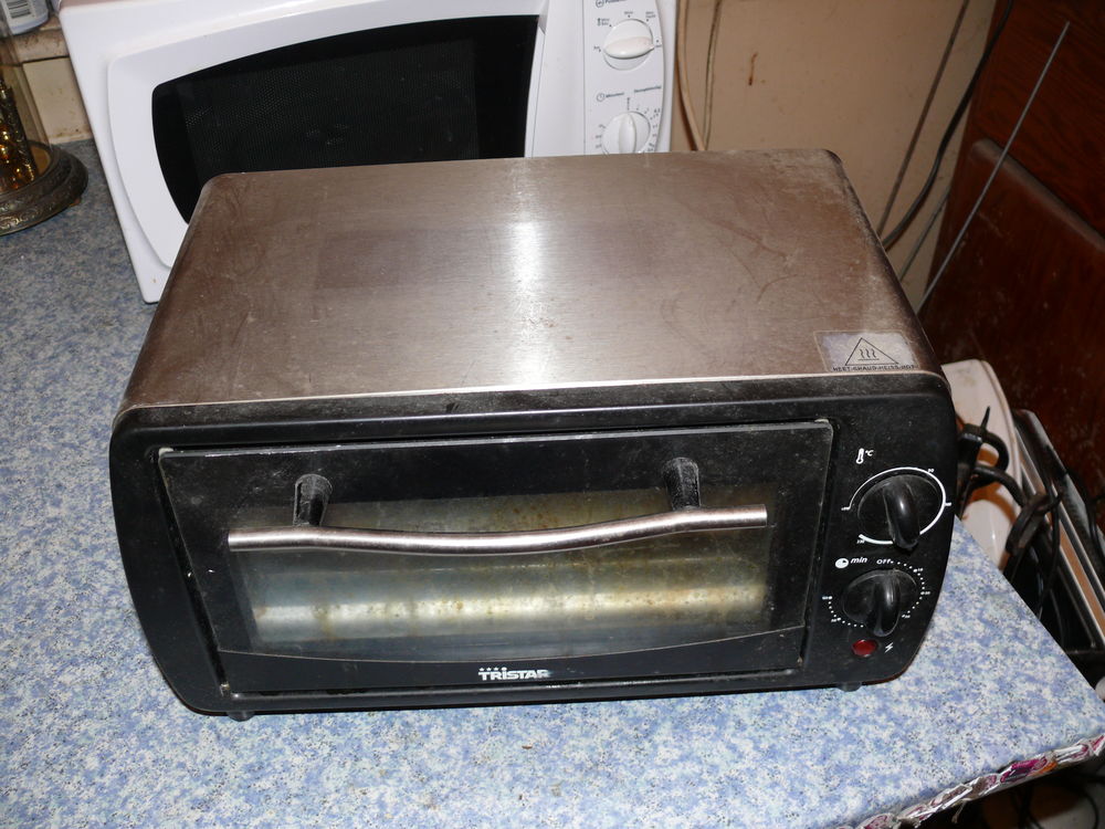 mini four, gaufrier et BBQ &eacute;lectrique. Electroménager