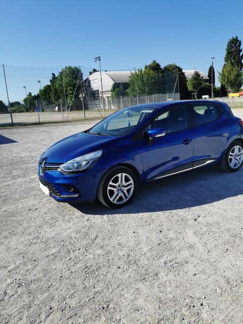 Renault clio iv Clio TCe 90 E6C Business
