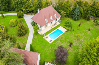  Maison � vendre 9 pi�ces 350 m�