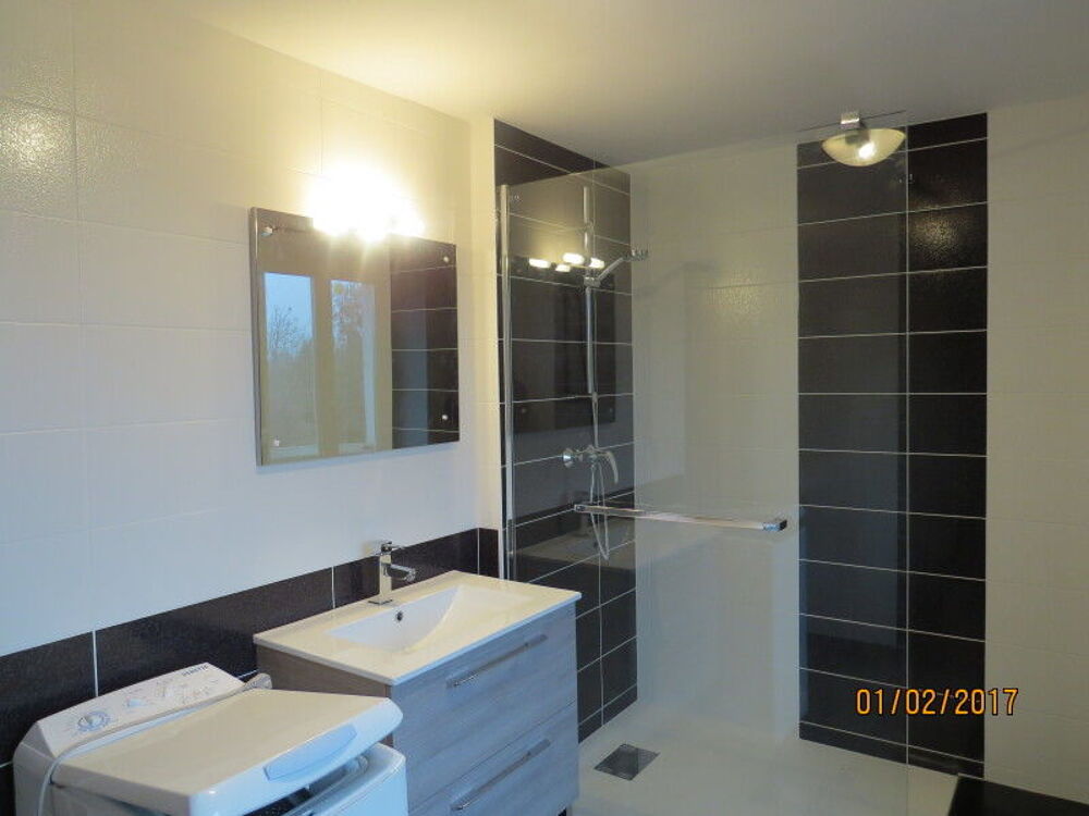 location Appartement - 4 pièce(s) - 98 m² Saint-Nicolas-de-Port (54210)