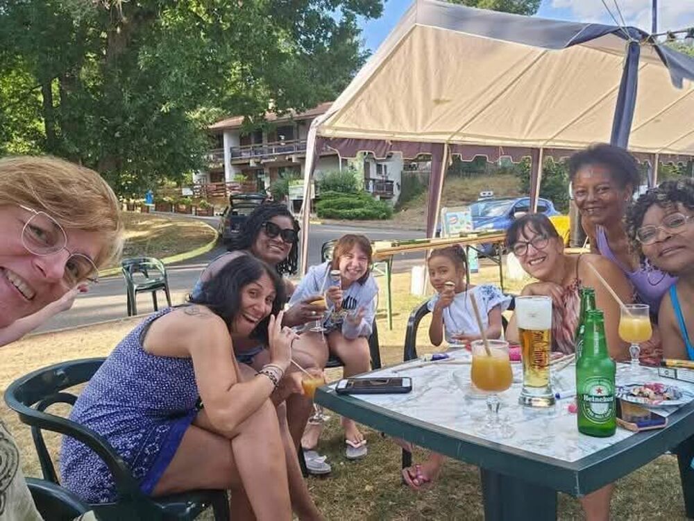   CAMPING HURONGUES 
10% SEMAINE
LOC MOBIL-HOME Rhne-Alpes, Pomeys (69590)