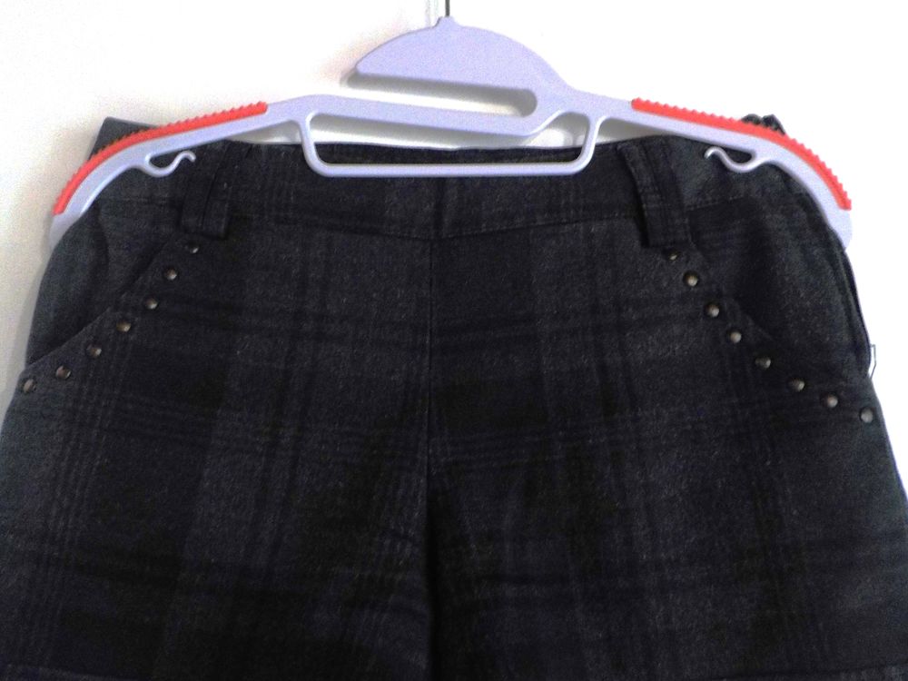 SHORT FEMME CACHE-CACHE NOIR ET GRIS FONCE TAILLE 34 Vêtements