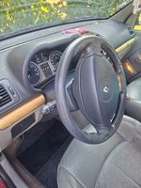 Clio II Clio 1.6i 16V Initiale 2002 occasion 91410 Dourdan