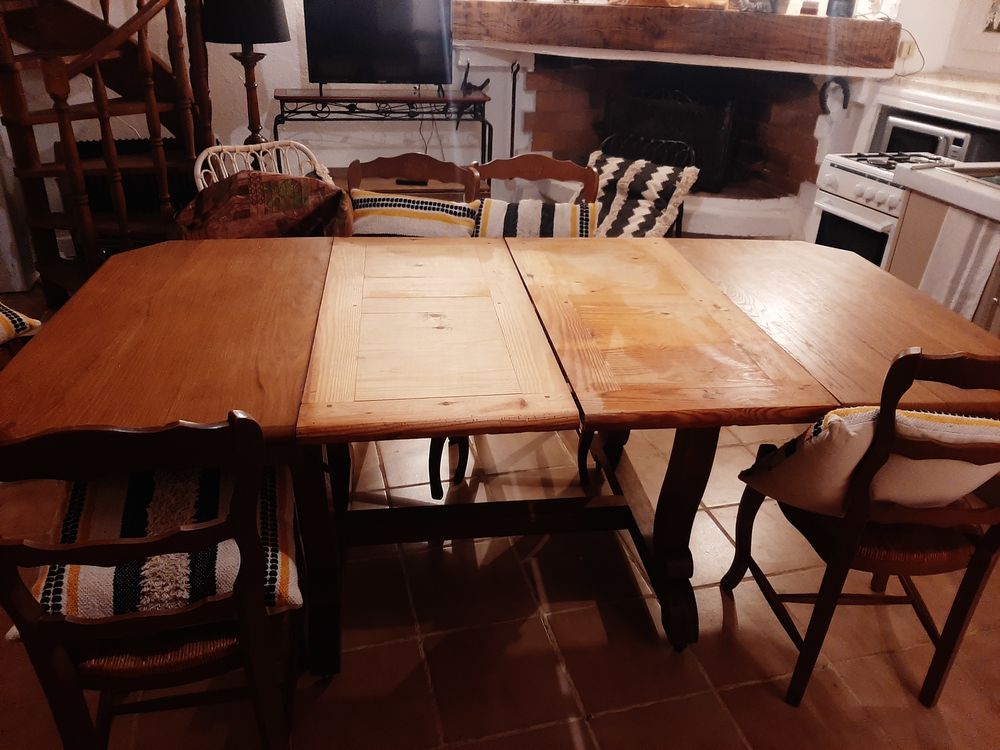 table &agrave; manger Meubles