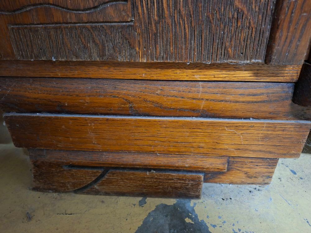 Armoire en bois style art d&eacute;co Meubles