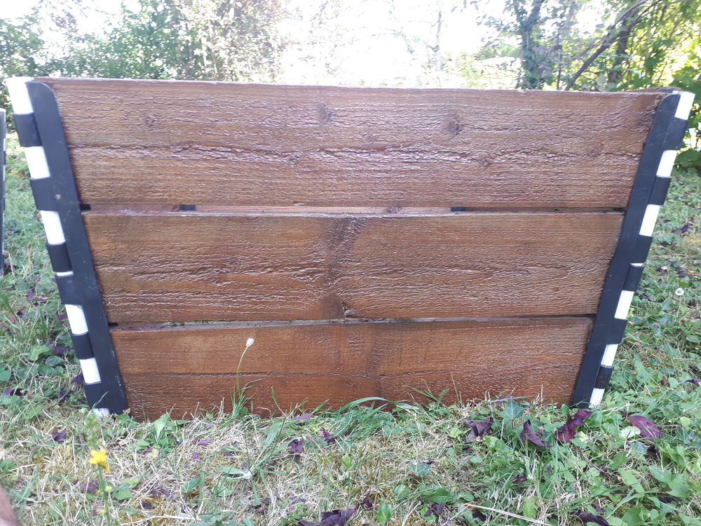 Bacs ou pots sur&eacute;lev&eacute;s pour jardini&egrave;re, potager ou compost Jardin