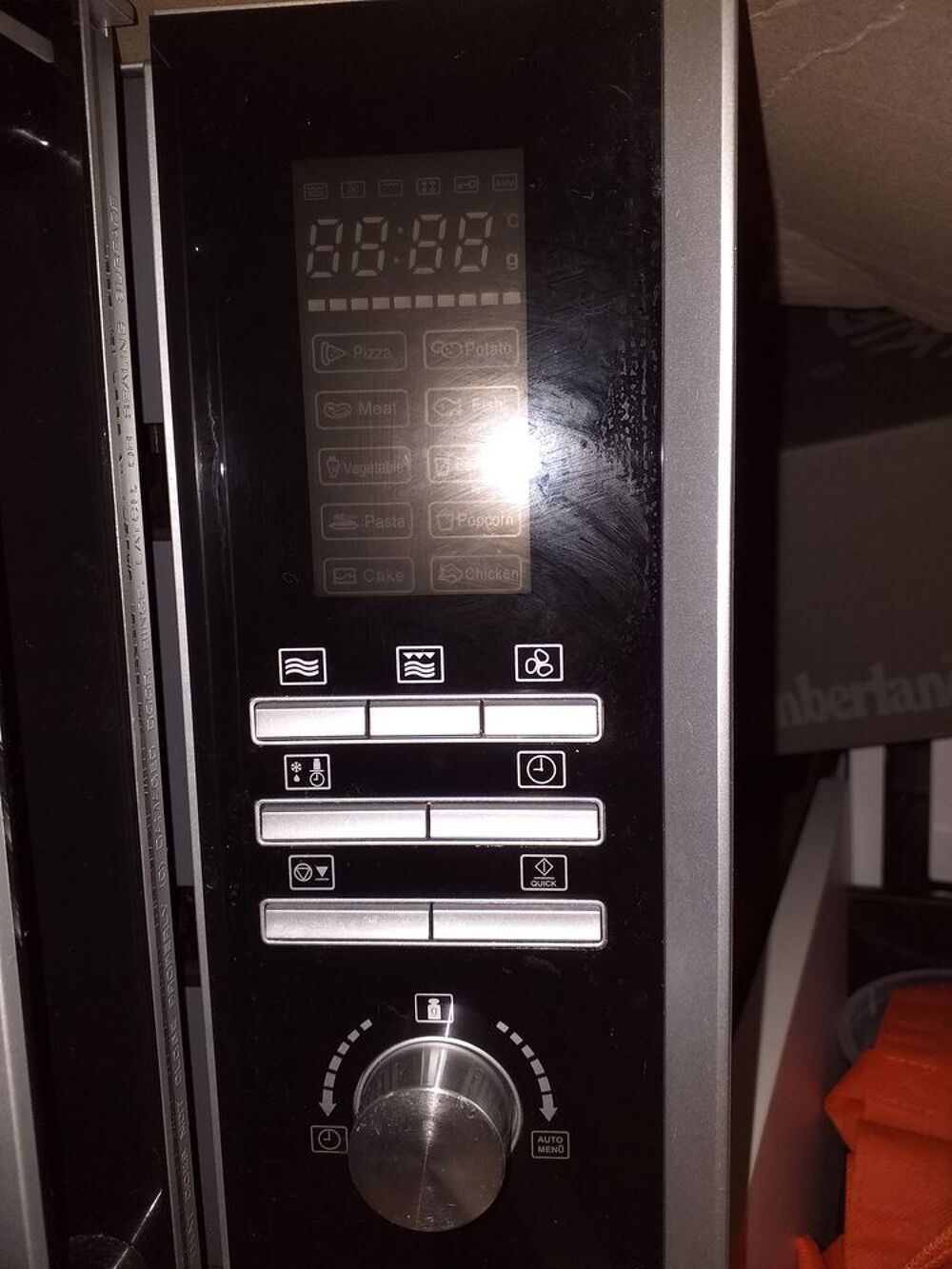 MICRO-ONDES COMBI
Electroménager