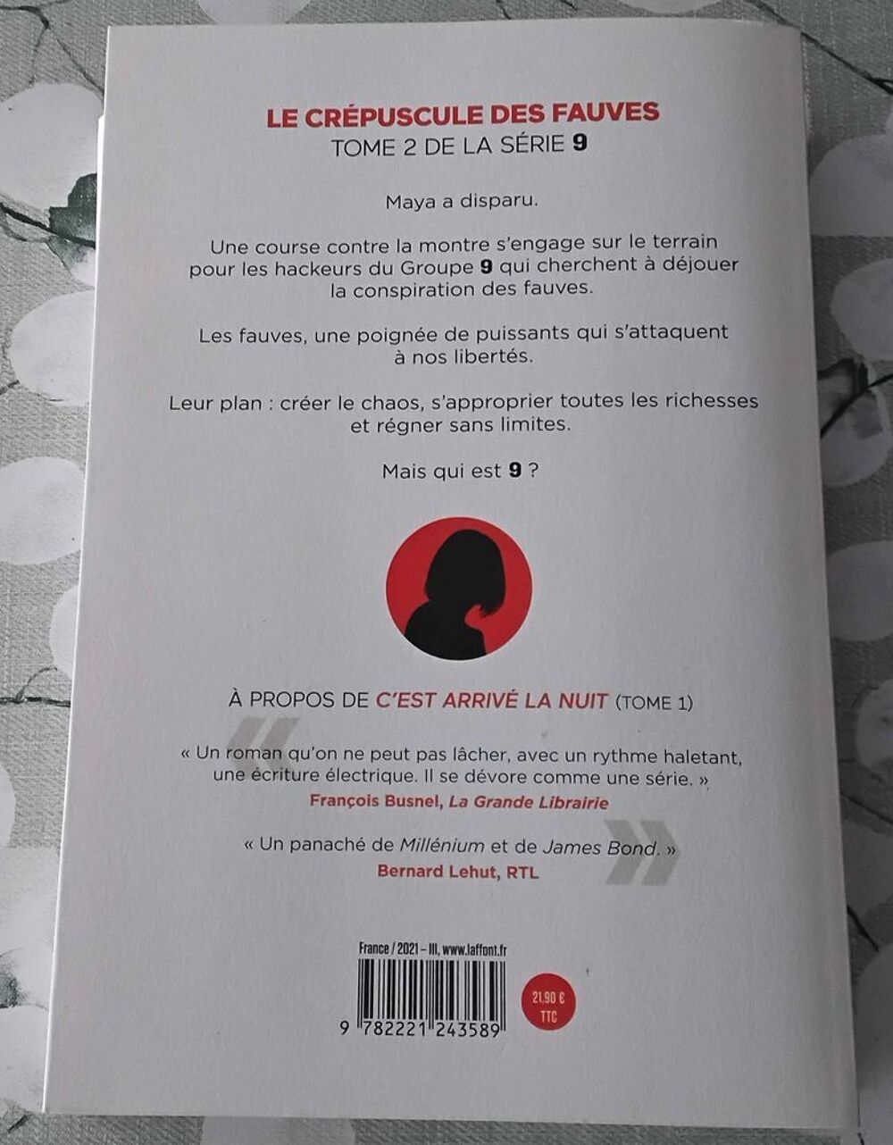 Livre le Cr&eacute;puscule des fauves tom2 Livres et BD