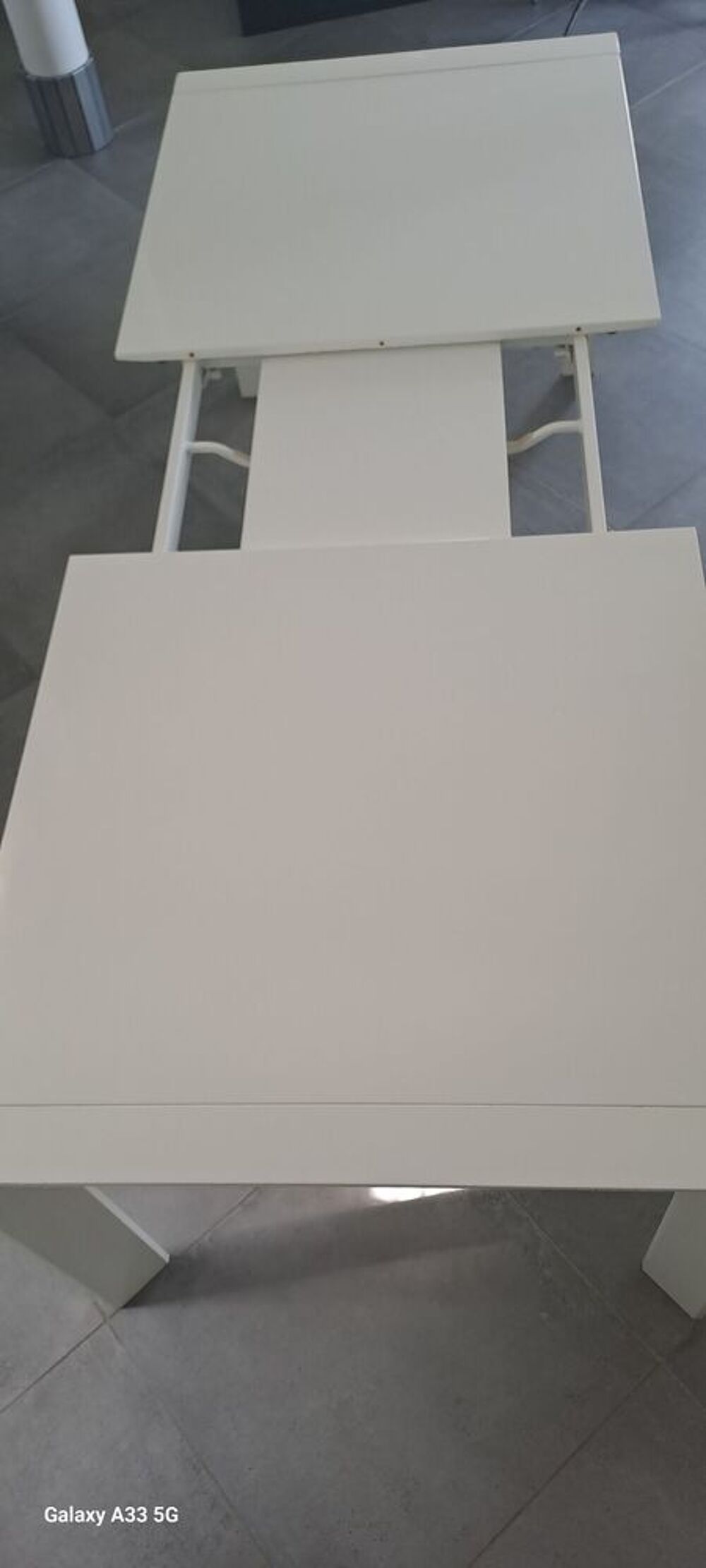Table laqu&eacute; blanc Meubles