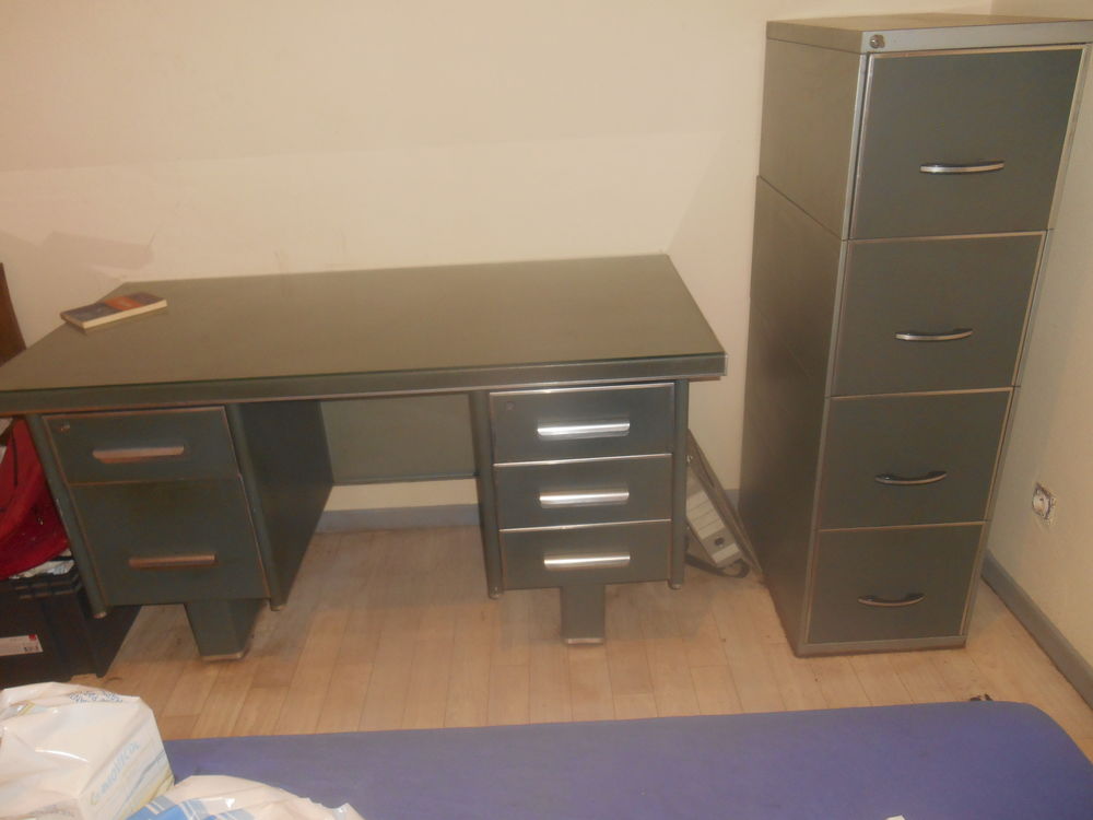 bureau m&eacute;tallique Meubles