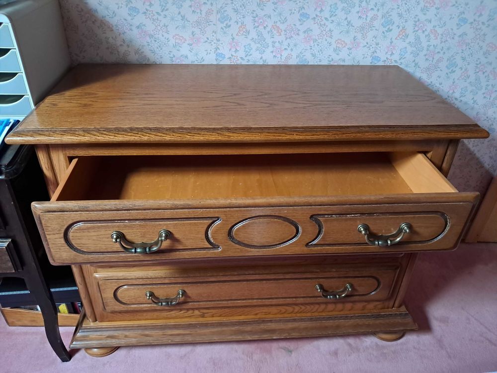 Commode en bois massif 3 tiroirs Meubles