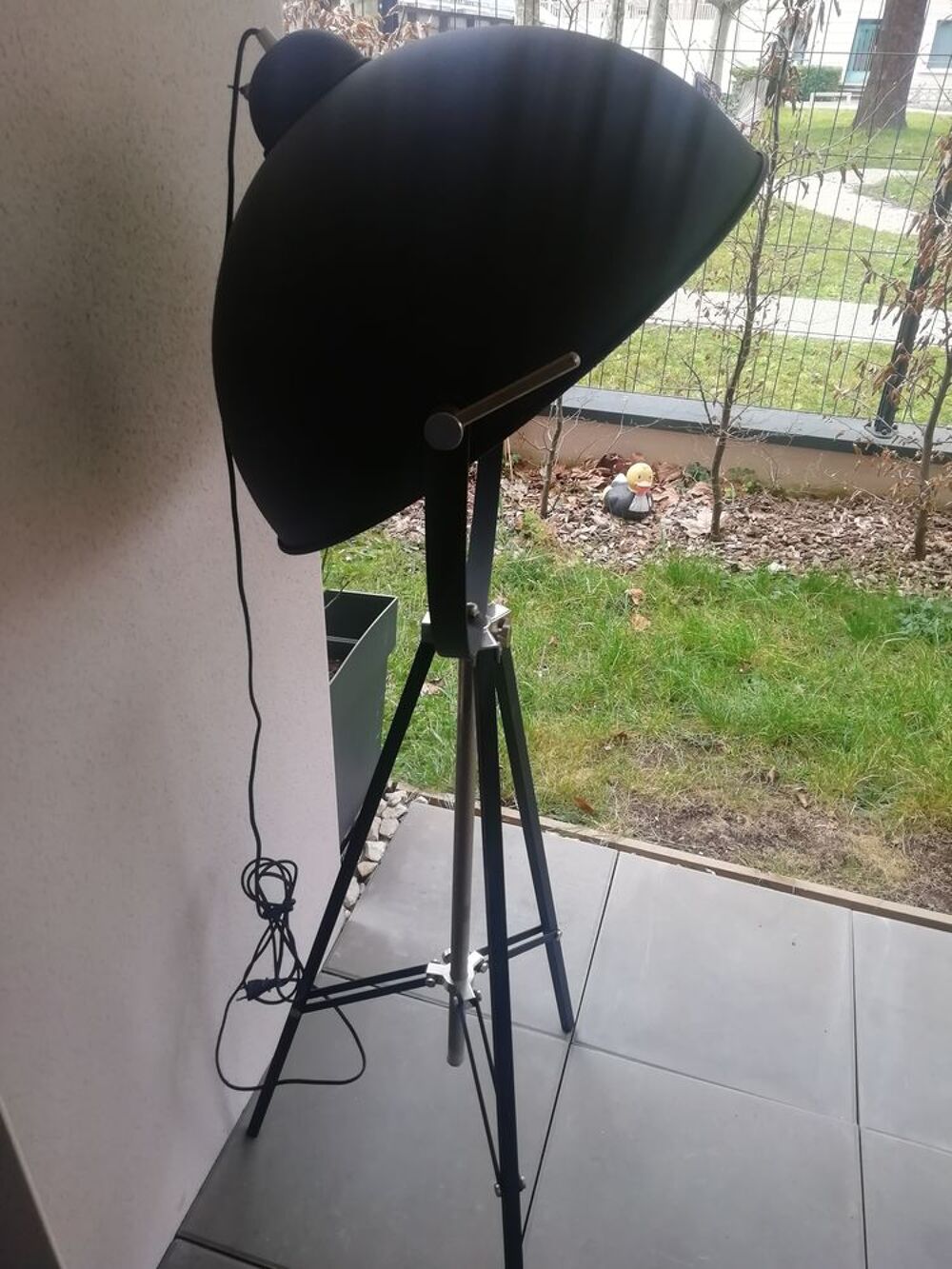 Lampadaire moviestar noir et argent en fer Meubles