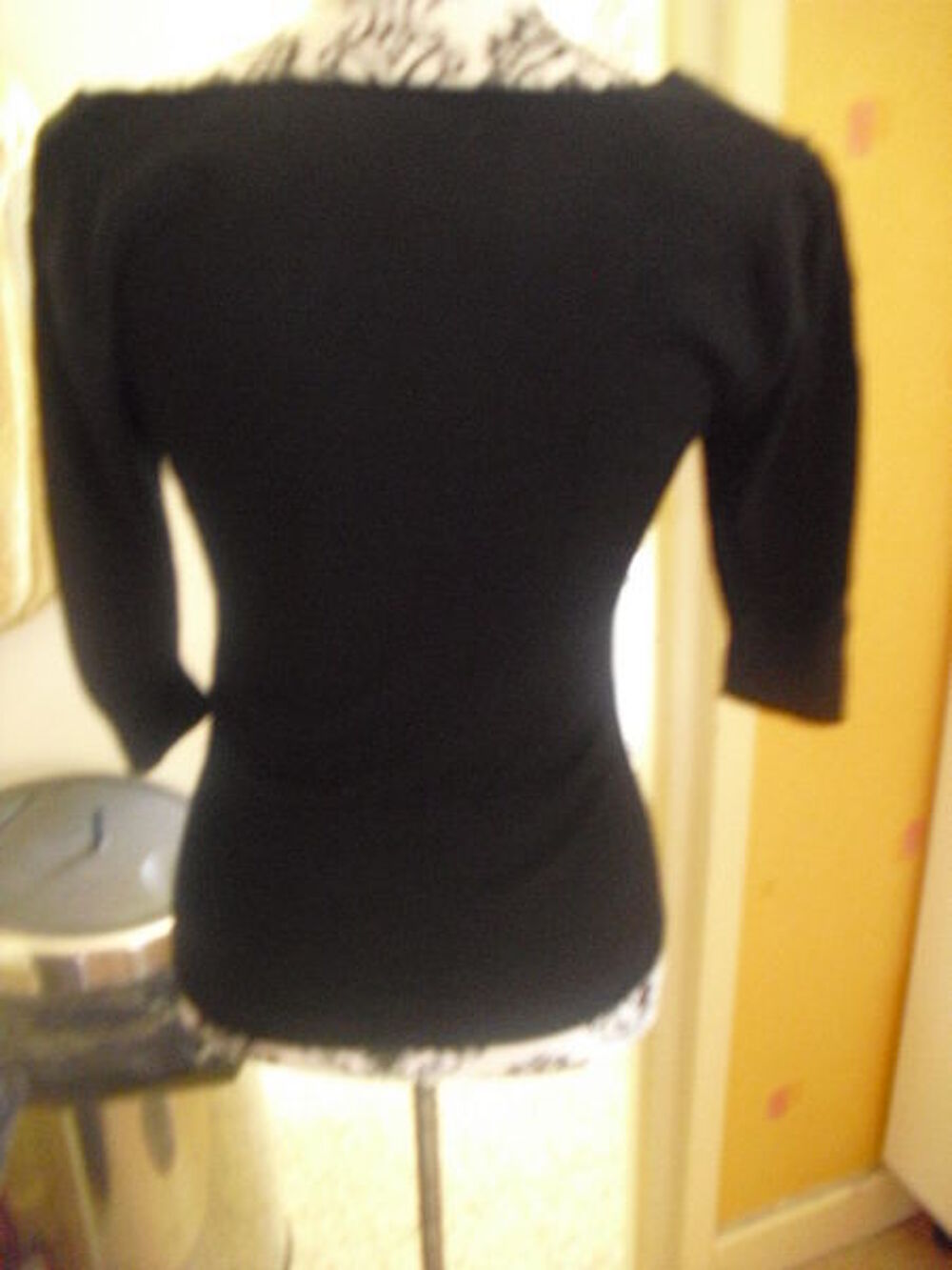 pull noir SINEQUANONE NEUF TAILLE 1 Vêtements