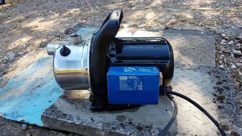 pompe d'arrosage Mac Allister MSP 900 900W 50 Gergy (71)