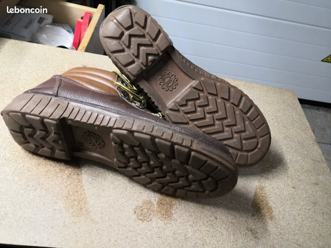 Chaussures de sécurité
Pointure 41 ? Neuf sans étiquette 20 Castelnau-le-Lez (34)