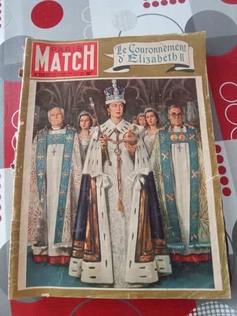 Revues Paris Match Editions Sp�ciales 30 Bourg-Saint-And�ol (07)