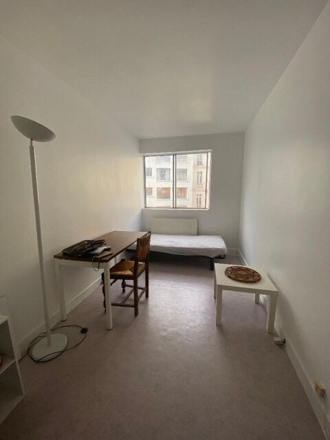   Porte Dauphine-Victor Hugo, 38, avenue Hubert Germain 75016 Appartement - 1 pièce(s) - 15 m²