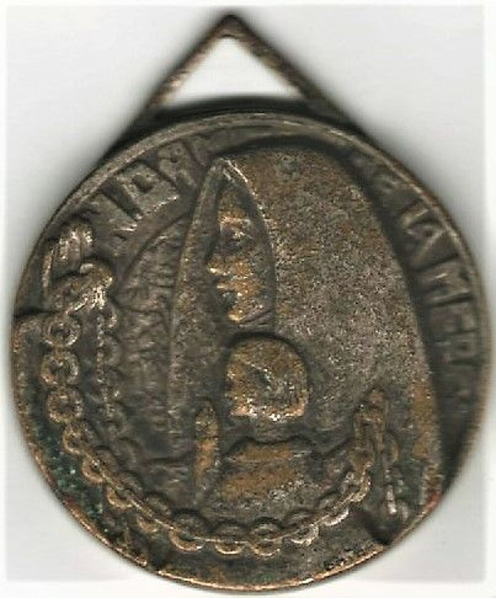 M&eacute;daille fran&ccedil;aise de l'Aum&ocirc;nerie des Prisonniers de Guerre 