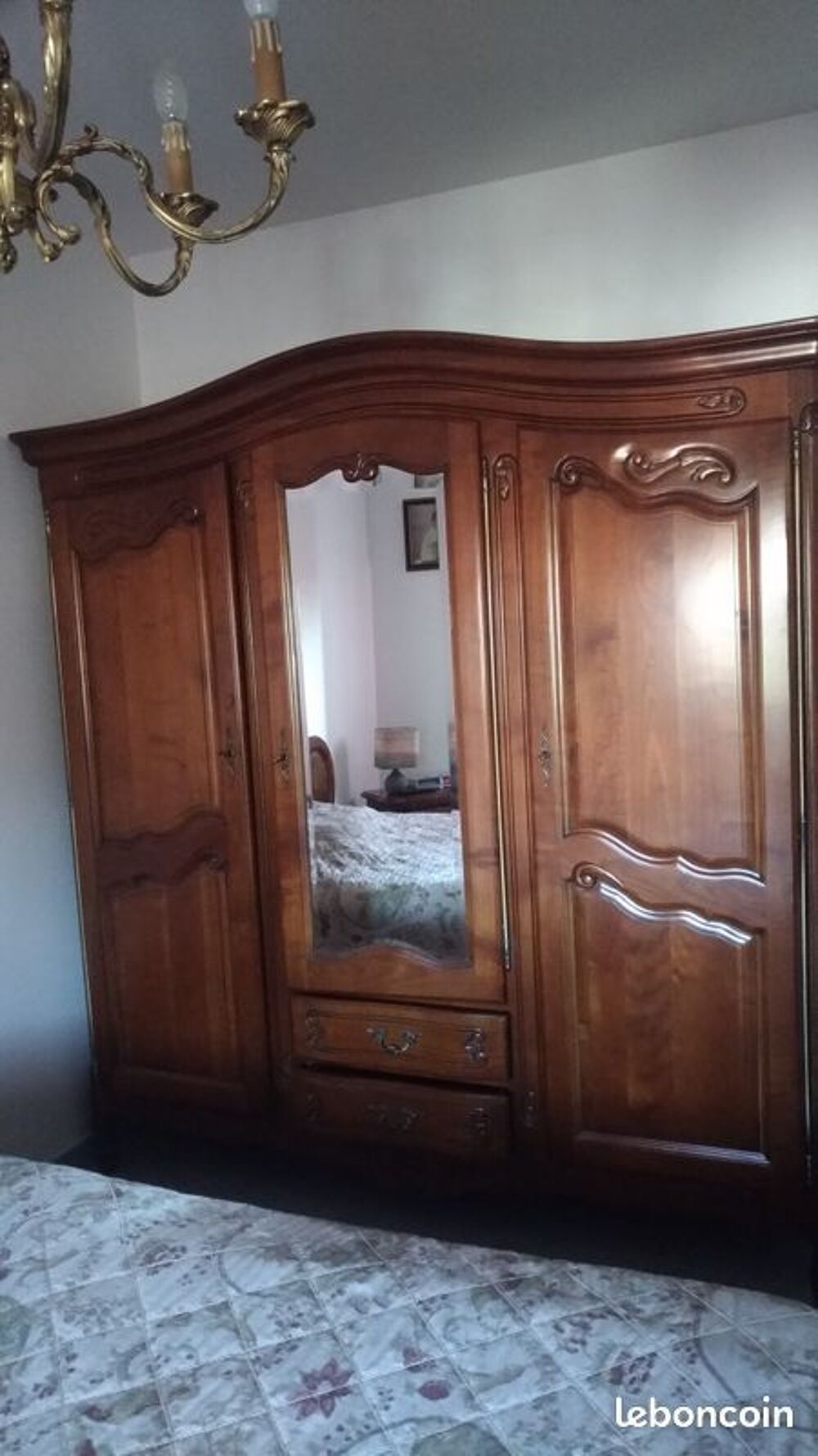 CHAMBRE COMPLETE EN MERISIER MASSIF Meubles