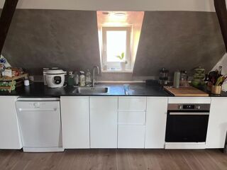  Appartement à louer 5 pièces 105 m²