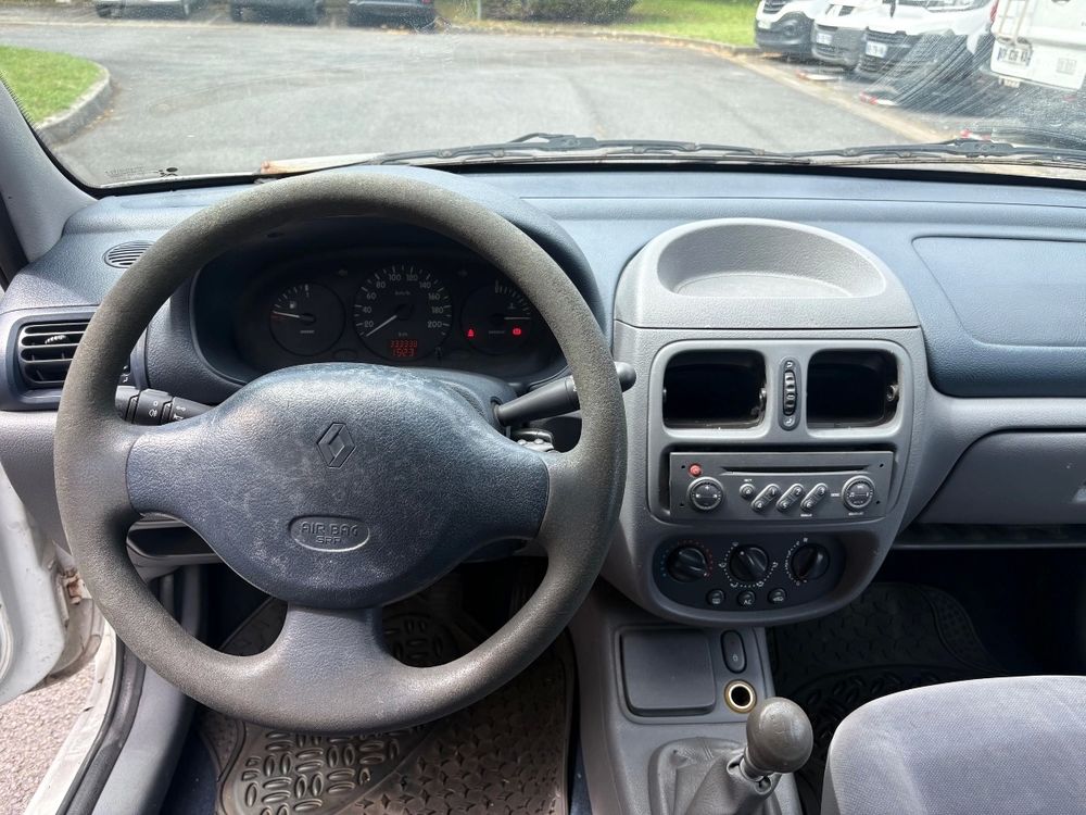 Clio II CLIO SOCIETE 1.9 D - 55 2000 occasion 95610 &Eacute;ragny