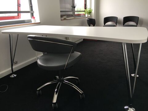 Bureau Design Kartell  700 Tramoyes (01)